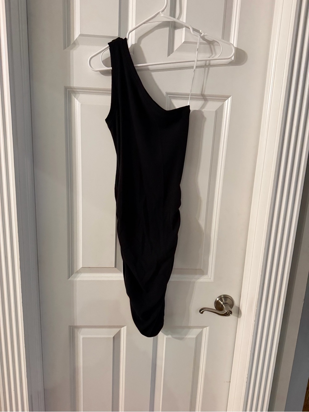 Lulu's Black One-Shoulder Mini Body Con Dress
